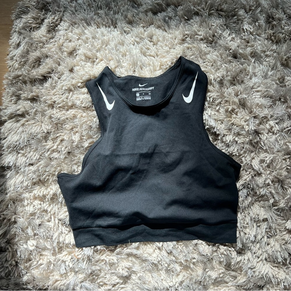 Nike aeroswift crop top